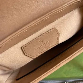 Gucci 583571 GG Marmont mini taška s horním uchopem Světle růžová