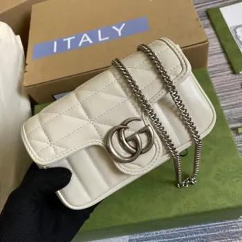Gucci 476433 GG Marmont Super Mini Taška Bílá