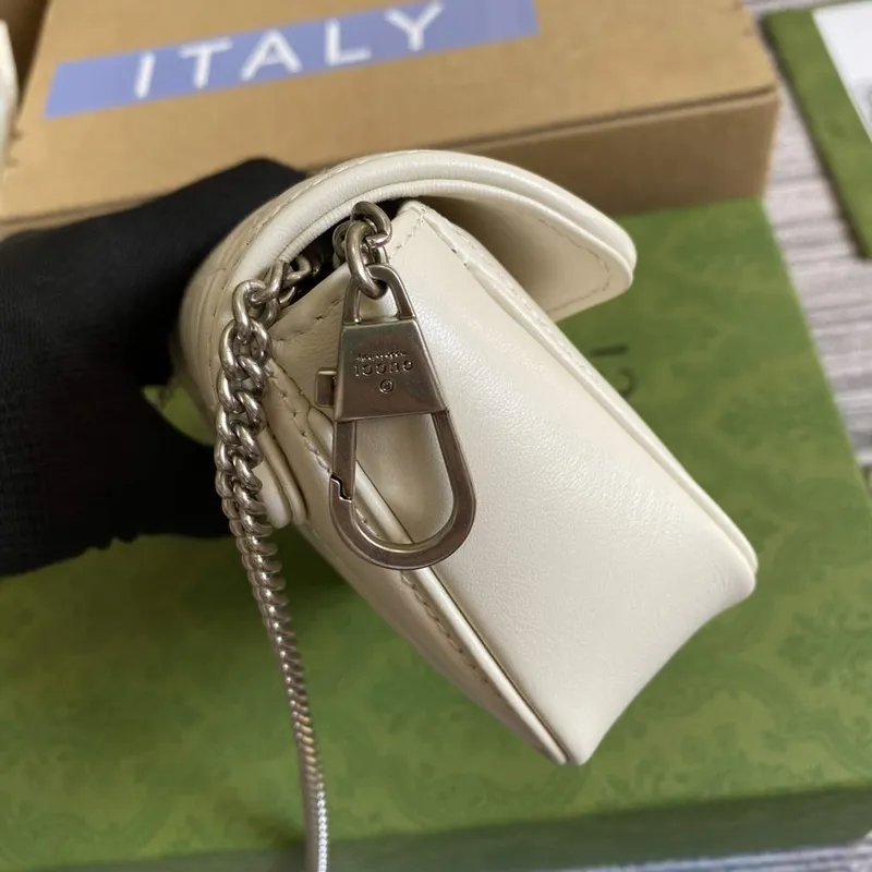 Gucci 476433 GG Marmont Super Mini Taška Bílá