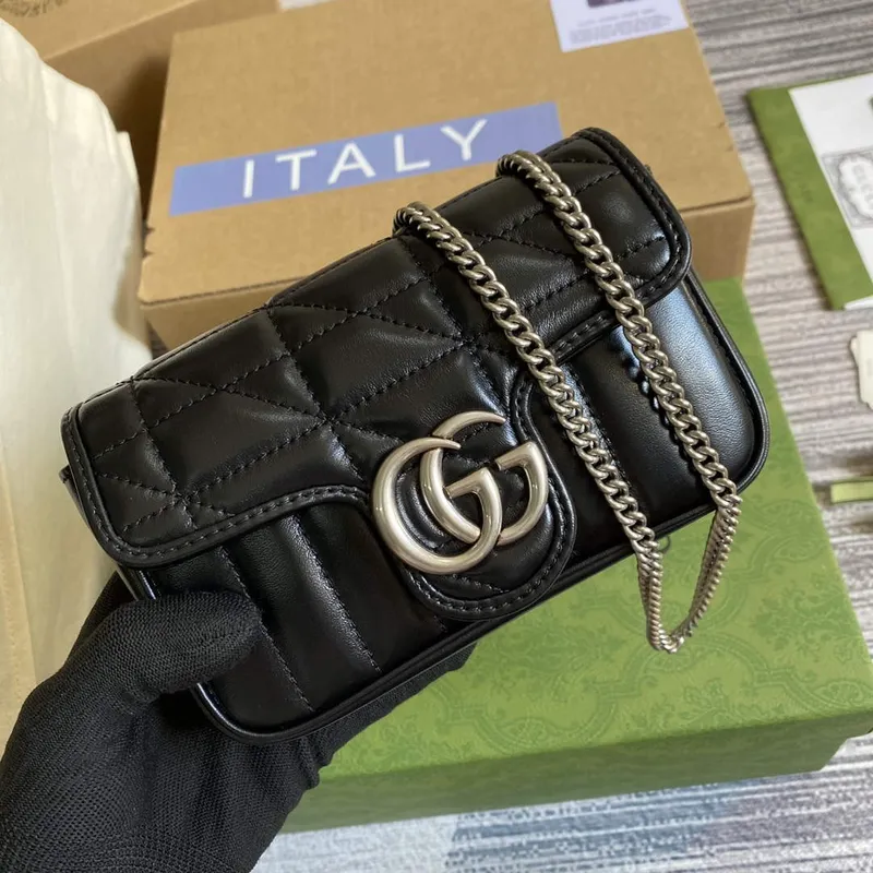 Gucci 476433 GG Marmont Super Mini Taška Černá