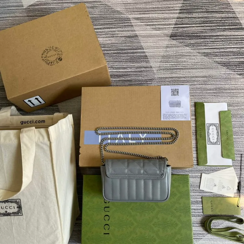 Gucci 476433 GG Marmont Super Mini Taška Šedá