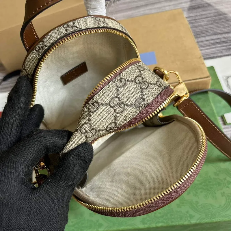 Gucci 725654 Multifunkční taška s propleteným G Hnědá