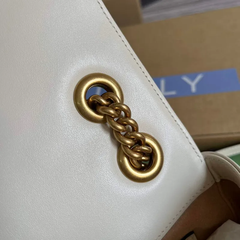 Gucci 739682 GG Marmont Matelassé mini tote bag Bílá