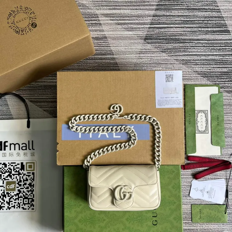 Gucci 699757 GG Marmont Pásková taška Bílá