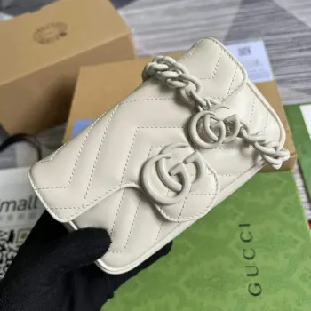 Gucci 699757 GG Marmont Pásková taška Bílá