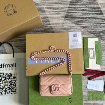 Gucci 699757 GG Marmont Pásková taška Světle růžová