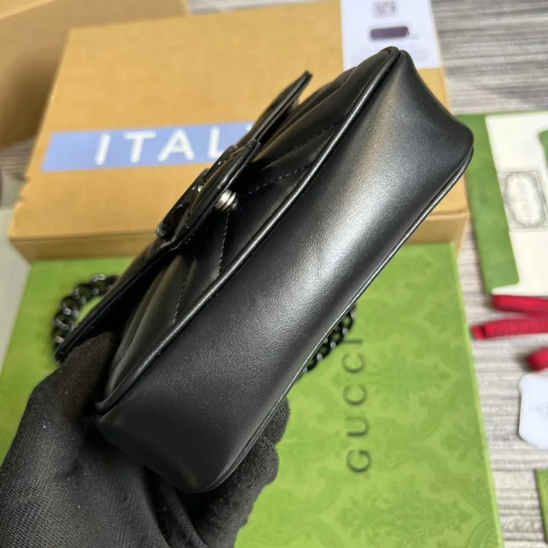 Gucci 699757 GG Marmont Pásková taška Černá