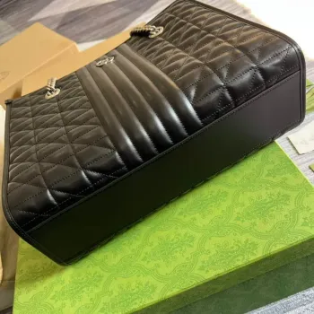 Gucci 675796 GG Marmont střední taška přes rameno černá