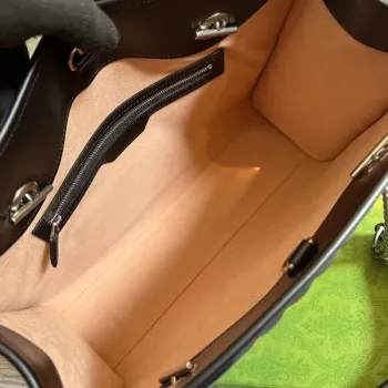 Gucci 675796 GG Marmont střední taška přes rameno černá