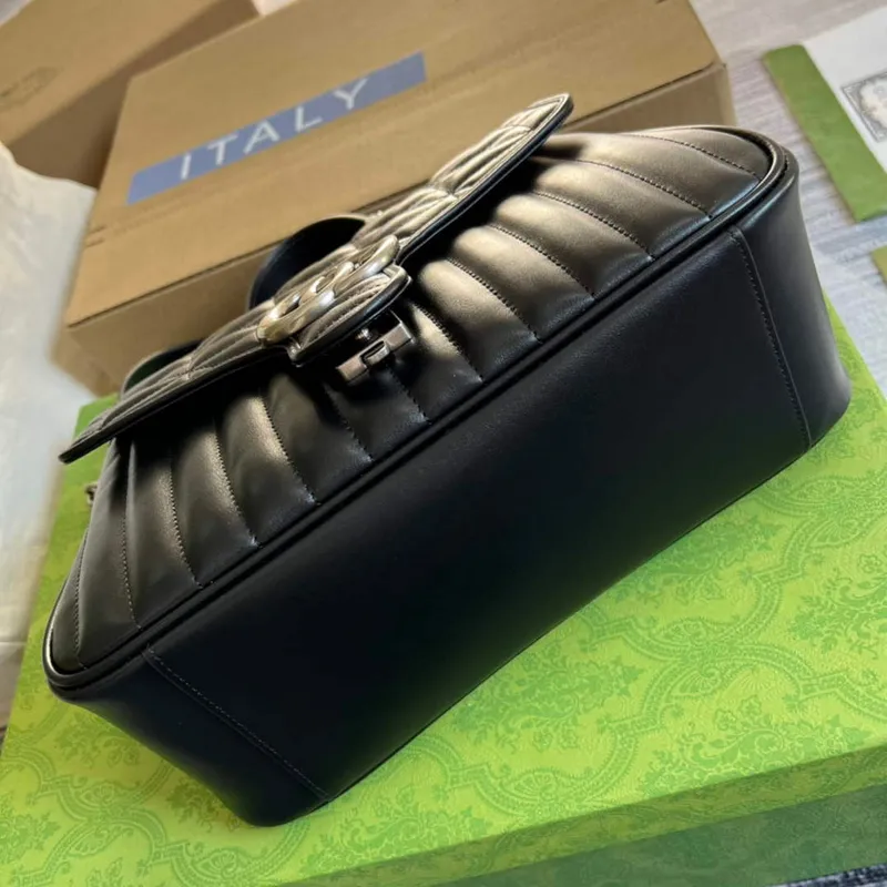 Gucci 498110 GG Marmont malá taška s horním uchopem černá