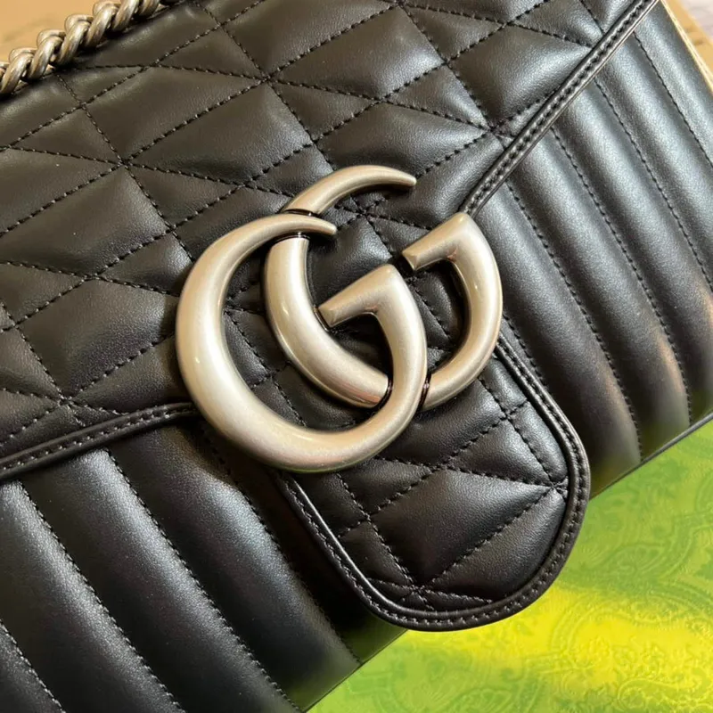 Gucci 443496 GG Marmont střední kabelka přes rameno Černá