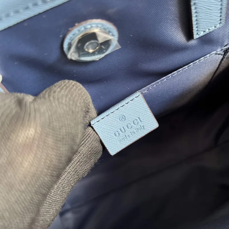 Gucci 605614 Dětská taška s potiskem koťat