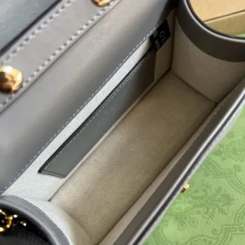 Gucci 724499 GG Matelassé Malá taška s horním uchopem Šedá
