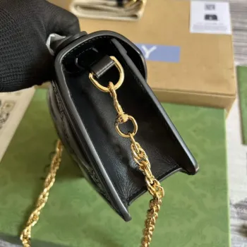 Gucci 724499 GG Matelassé Malá Kabelka s Horním Uchem Černá