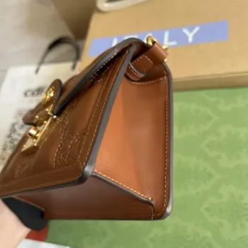 Gucci 724499 GG Matelassé Malá kabelka s horním uchem Hnědá