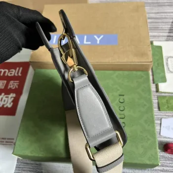 Gucci 723776 GG Matelassé Mini Taška s Horní Rukojetí Šedá