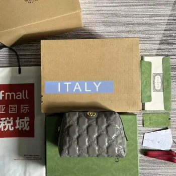Gucci 726047 GG Matelassé kosmetická taška šedá