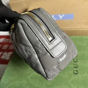 Gucci 726047 GG Matelassé kosmetická taška šedá