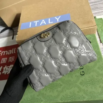 Gucci 726047 GG Matelassé kosmetická taška šedá