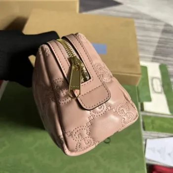 Gucci 726047 GG Matelassé kosmetická taška růžová