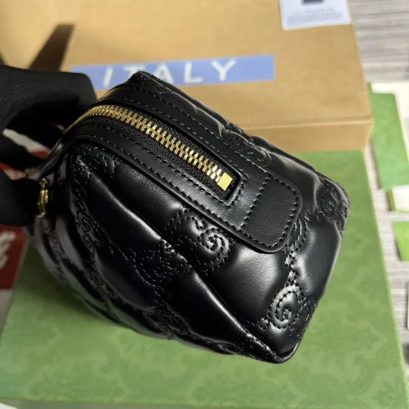 Gucci 726047 GG Matelassé kosmetická taška černá
