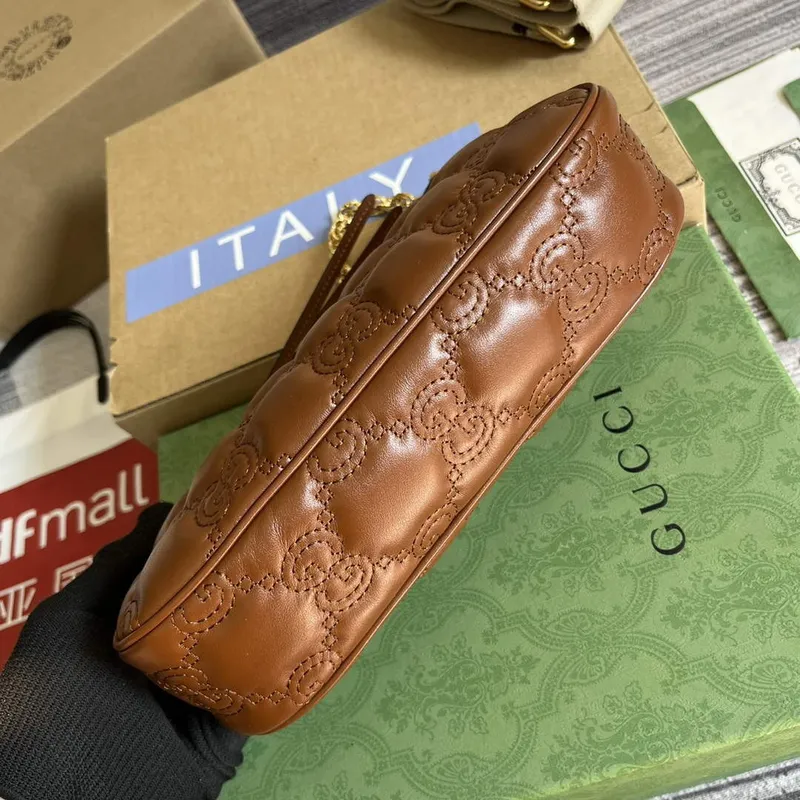 Gucci 735049 GG Matelassé Kabelka Hnědá