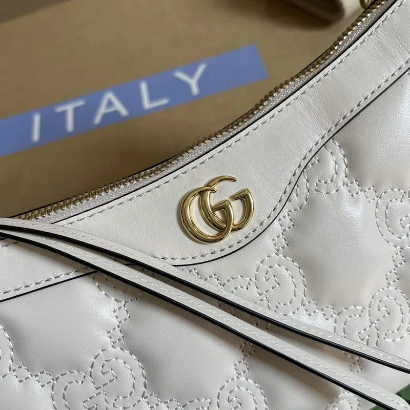 Gucci 735049 GG Matelassé Kabelka Bílá