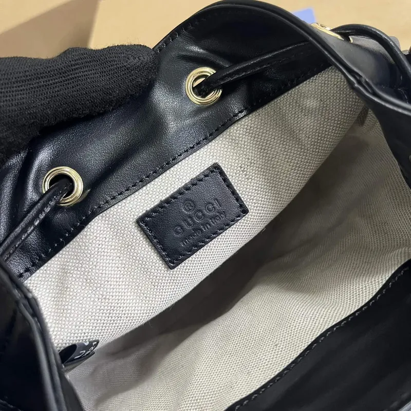 Gucci 728231 GG Matelassé Kabela na řetízku Černá