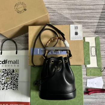 Gucci 724667 Diana Mini Bucket Bag Černá