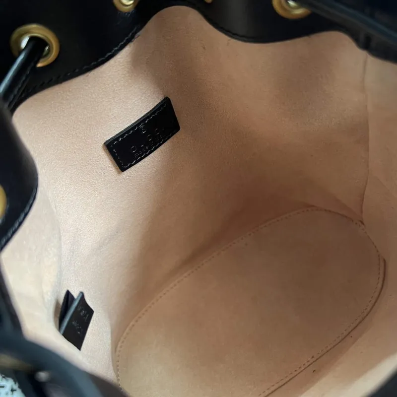 Gucci 724667 Diana Mini Bucket Bag Černá
