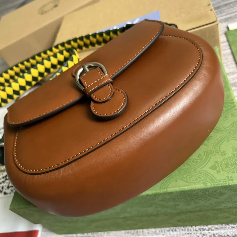 Gucci 679540 Kožená taška přes rameno s potiskem loga Hnědá