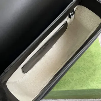 Gucci 675923 embosovaná kožená ramenní taška UD0FT Černá