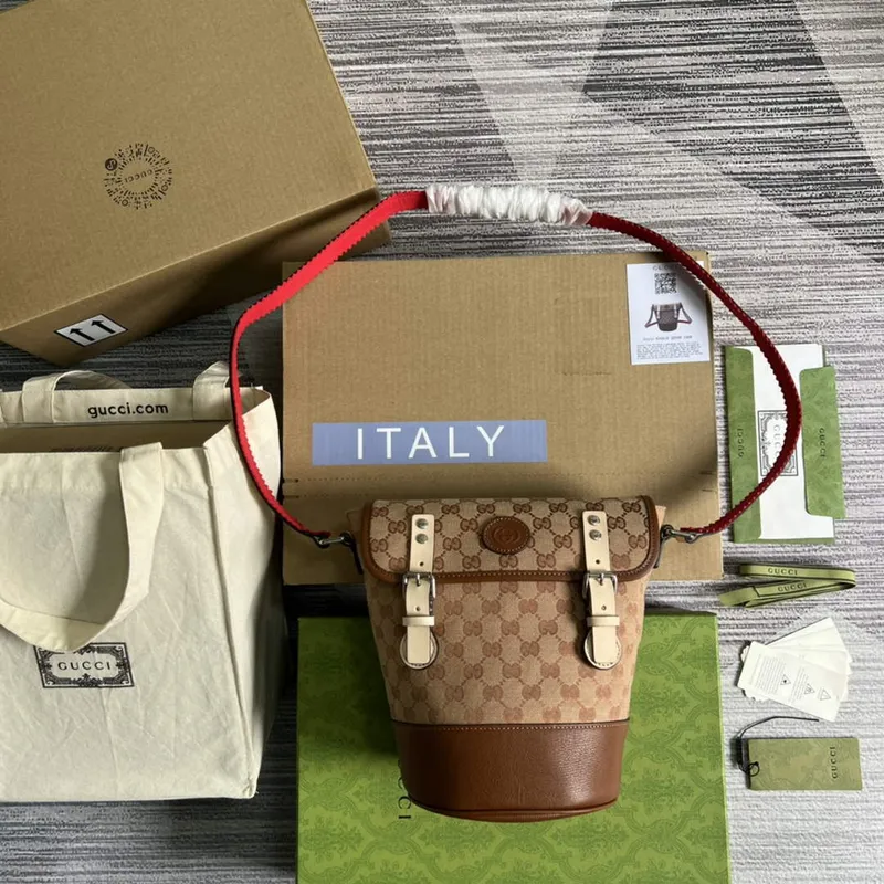 Gucci 630819 Kabela Bucket v GG Supreme plátně a hnědé kůži