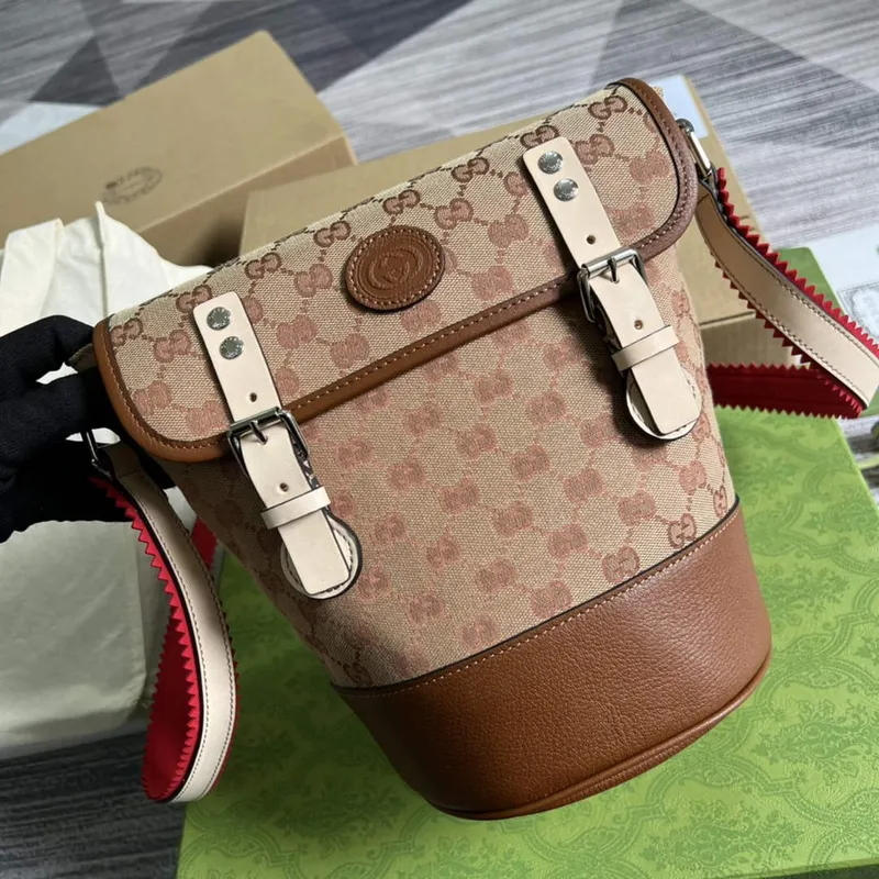 Gucci 630819 Kabela Bucket v GG Supreme plátně a hnědé kůži