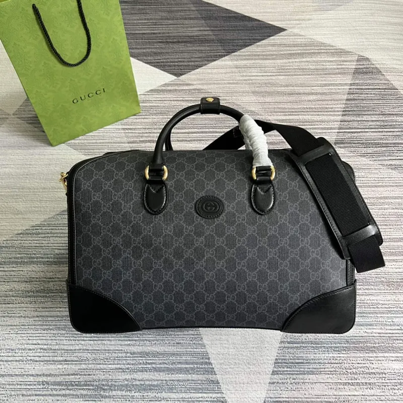 Gucci 696015 Velká cestovní taška s propleteným G Černá
