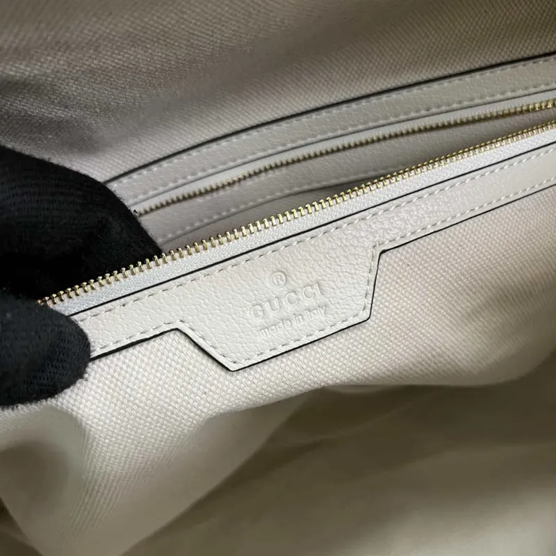 Gucci 681295 Jumbo GG střední cestovní taška Šedá