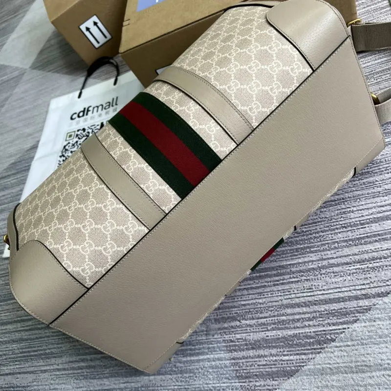 Gucci 681295 Jumbo GG střední cestovní taška béžová