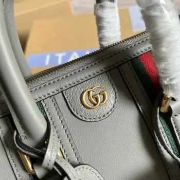 Gucci 715772 Malá kabelka s horním madlem a dvojitým G Šedá
