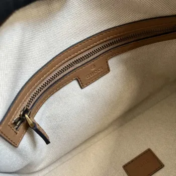 Gucci 715772 Malá taška s horním uchopem s dvojitým G Světle hnědá