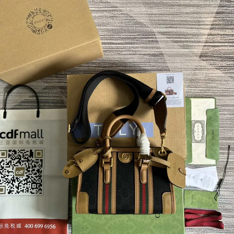 Gucci 715771 Mini plátěná taška s horním uchopem Světle hnědá a černá Originální GG plátno