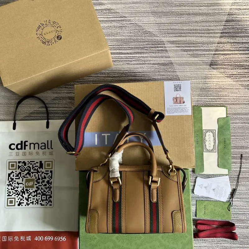 Gucci 715771 Mini taška s dvojitým uchem v barvě tan