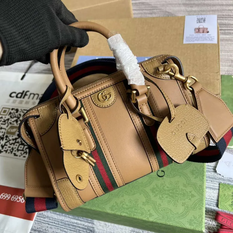 Gucci 715771 Mini taška s dvojitým uchem v barvě tan