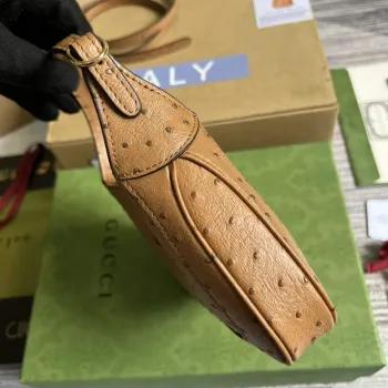 Gucci 637091 Jackie 1961 Mini Kapsa na rameno z pštrosí kůže Hnědá