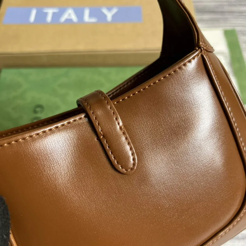 Gucci 637091 Jackie 1961 mini ramenní taška Hnědá