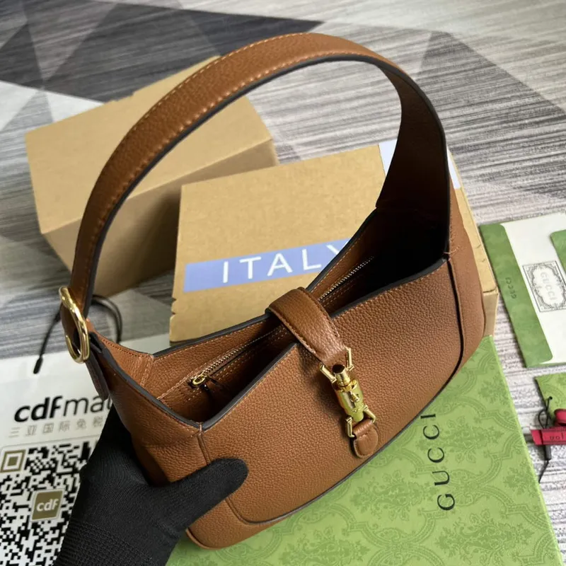 Gucci 636709 Jackie 1961 Malá taška z přírodní kůže Hnědá