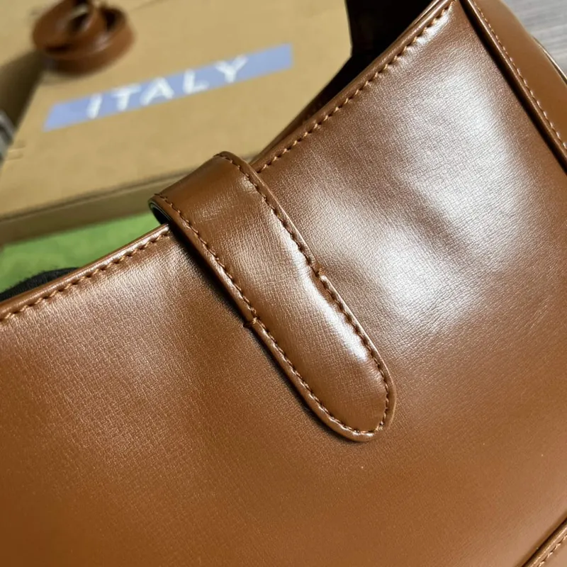 Gucci 636709 Jackie 1961 Malá ramenní taška Hnědá