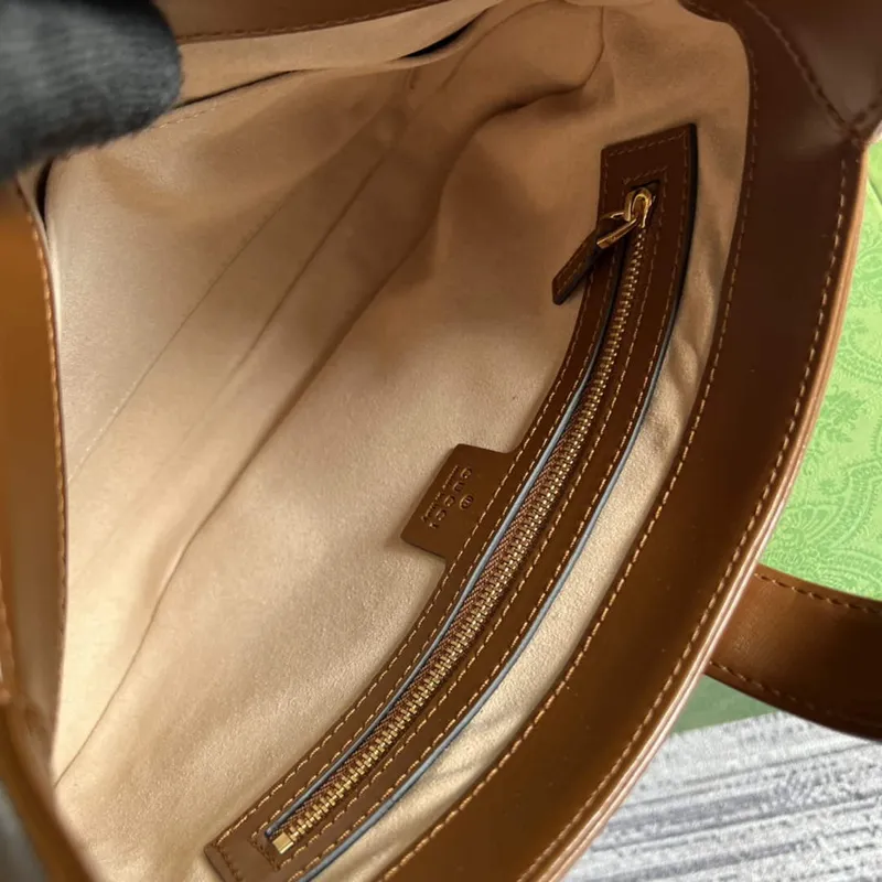 Gucci 636709 Jackie 1961 Malá ramenní taška Hnědá