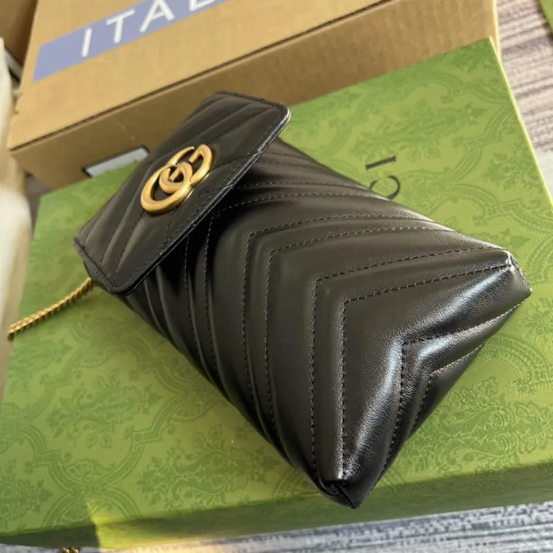 Gucci 672251 GG Marmont matelassé Mini IPhone taška černá