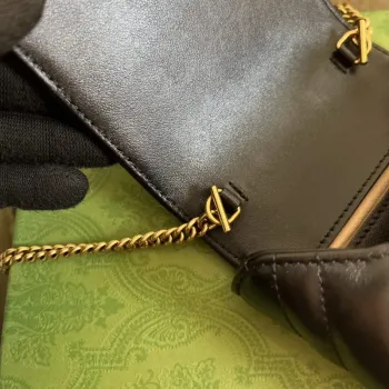 Gucci 672251 GG Marmont matelassé Mini IPhone taška černá