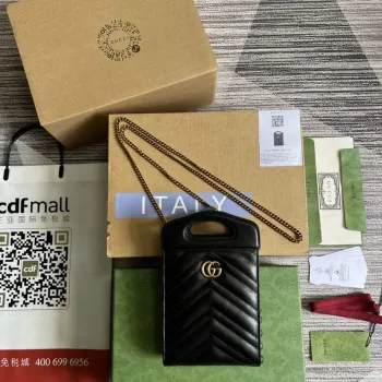 Gucci 699756 GG Marmont mini kabelka s horním uchem Černá